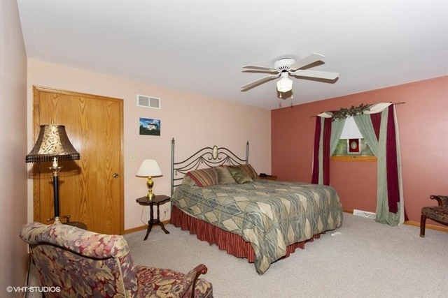 2276 Beverly Dr, Morris, IL 60450 photo 8