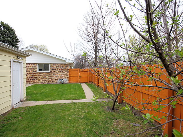 1002 Pitner Ave, Evanston, IL 60202 photo 13