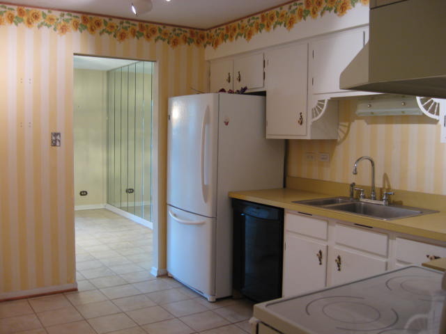 2075 Creekside Dr #1-3, Wheaton, IL 60189 photo 7