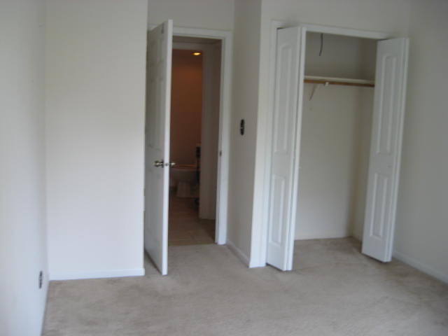2075 Creekside Dr #1-3, Wheaton, IL 60189 photo 8