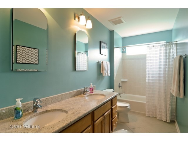 1955 Bordeaux Ct, Wheeling, IL 60090 photo 19