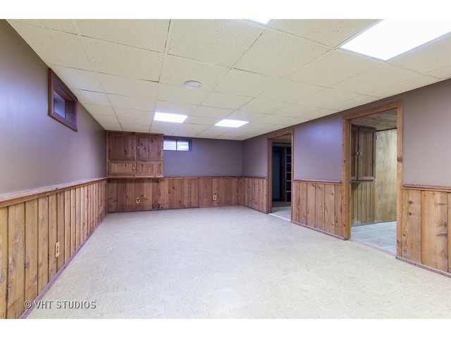 608 E 2nd St, Lockport, IL 60441 photo 6