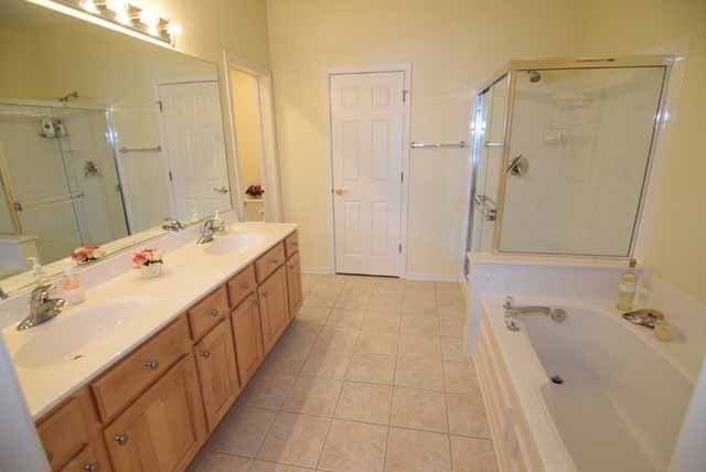 4144 Whitehall Ln, Algonquin, IL 60102 photo 18