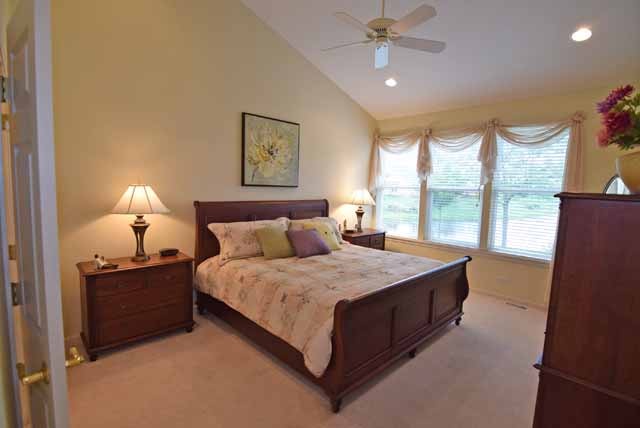 4144 Whitehall Ln, Algonquin, IL 60102 photo 16