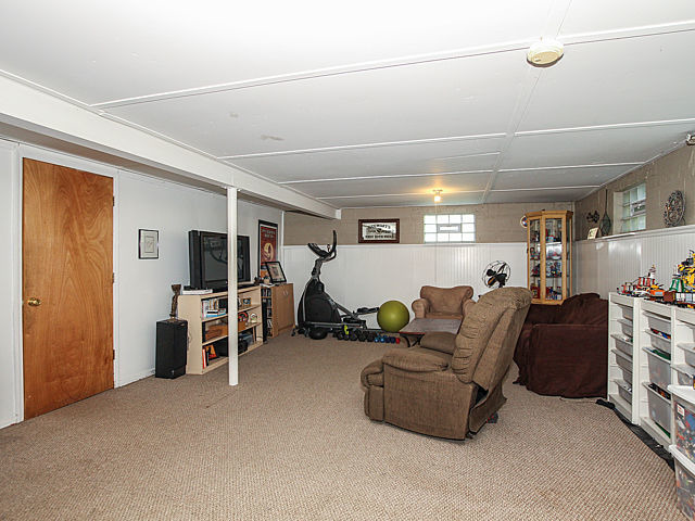2210 Crain St, Evanston, IL 60202 photo 18
