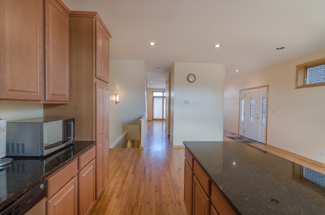 3146 S Stewart Ave, Chicago, IL 60616 photo 6