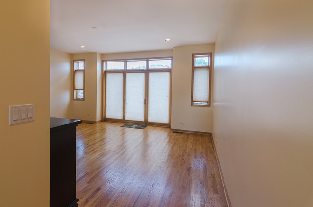 3146 S Stewart Ave, Chicago, IL 60616 photo 8