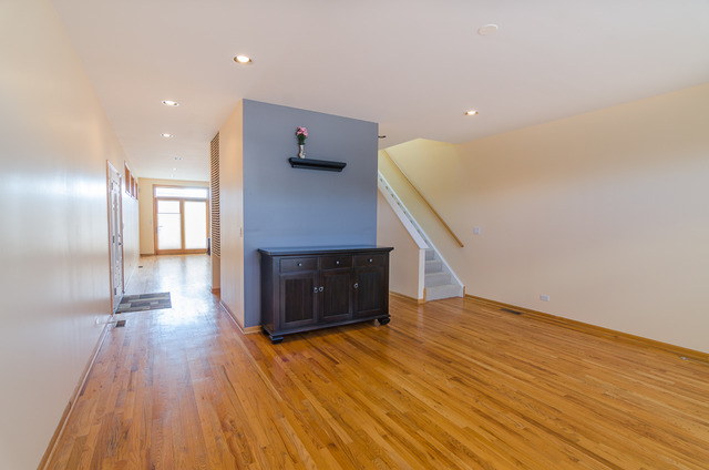 3146 S Stewart Ave, Chicago, IL 60616 photo 9