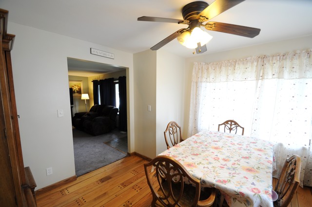 110 West St, Minooka, IL 60447 photo 3