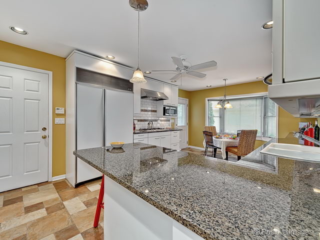 502 N Forest Dr, Addison, IL 60101 photo 5