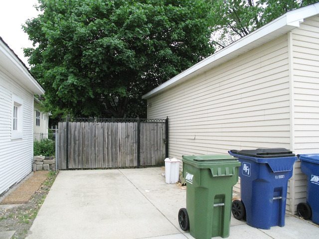 631 Beloit Ave, Forest Park, IL 60130 photo 5