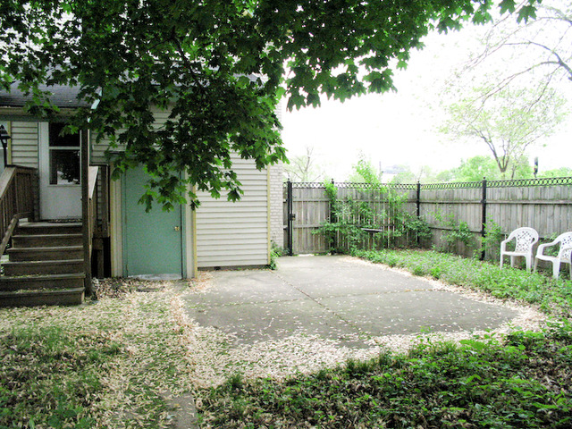 631 Beloit Ave, Forest Park, IL 60130 photo 3