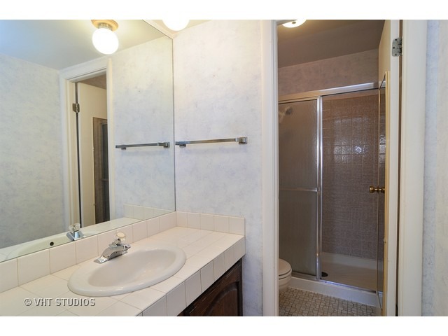 2021 Vermont St, Rolling Meadows, IL 60008 photo 10