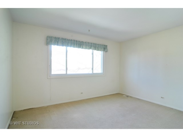 2021 Vermont St, Rolling Meadows, IL 60008 photo 11