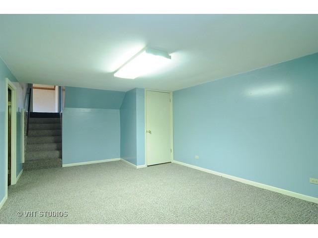 2021 Vermont St, Rolling Meadows, IL 60008 photo 8