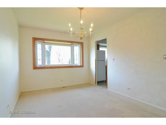 2021 Vermont St, Rolling Meadows, IL 60008 photo 6