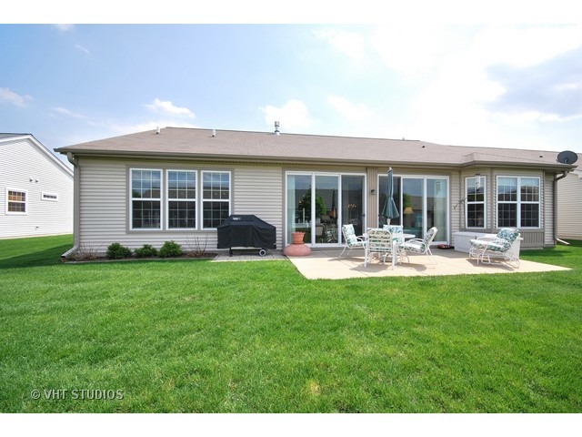 618 Tuscan View Dr, Elgin, IL 60124 photo 14
