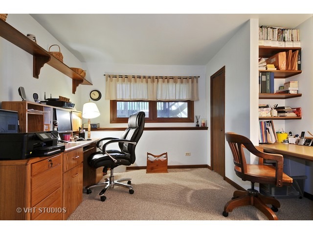 1122 Needham Rd, Naperville, IL 60563 photo 9