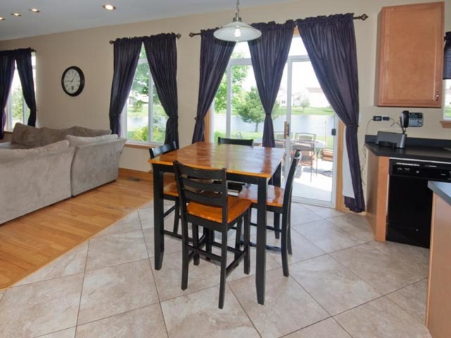 6905 Twin Falls Dr, Plainfield, IL 60586 photo 7