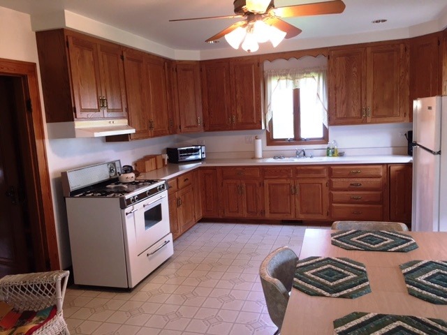 603 W Indiana Ave, Beecher, IL 60401 photo 5
