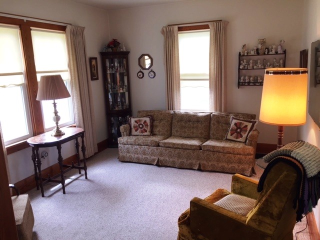 603 W Indiana Ave, Beecher, IL 60401 photo 2