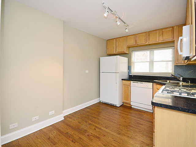 7529 N Sheridan Rd #1, Chicago, IL 60626 photo 7