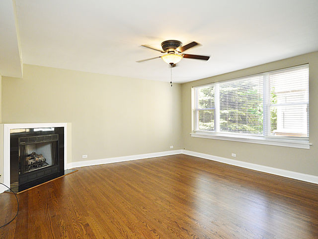 7529 N Sheridan Rd #1, Chicago, IL 60626 photo 2
