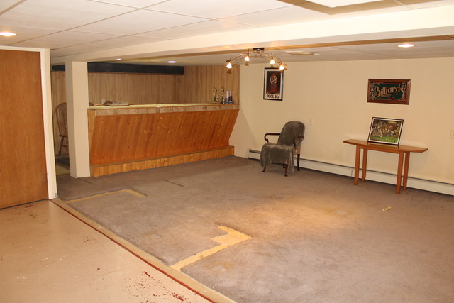 505 Castle Rd, Mchenry, IL 60050 photo 12