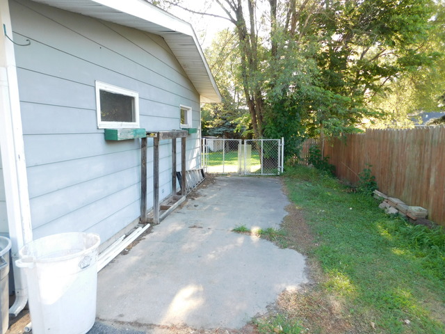 505 Castle Rd, Mchenry, IL 60050 photo 20
