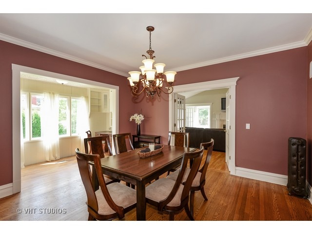 1020 N Wheaton Ave, Wheaton, IL 60187 photo 5