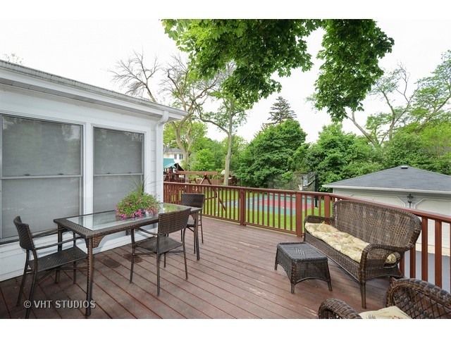 1020 N Wheaton Ave, Wheaton, IL 60187 photo 17