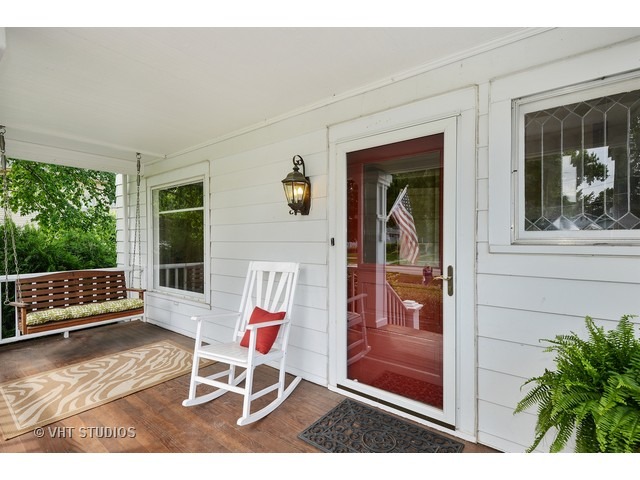 1020 N Wheaton Ave, Wheaton, IL 60187 photo 1