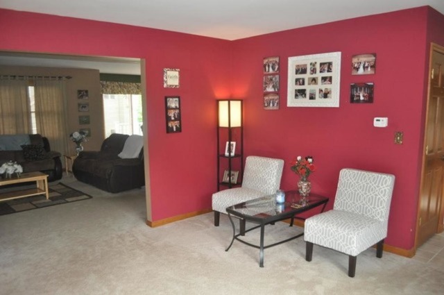 2107 Kittridge Dr, West Dundee, IL 60118 photo 4