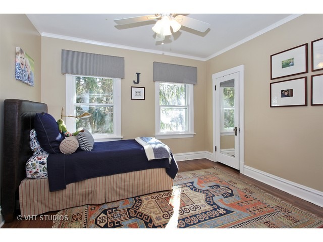 1036 Forest Ave, Wilmette, IL 60091 photo 16