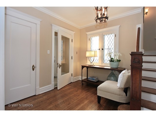 1036 Forest Ave, Wilmette, IL 60091 photo 3