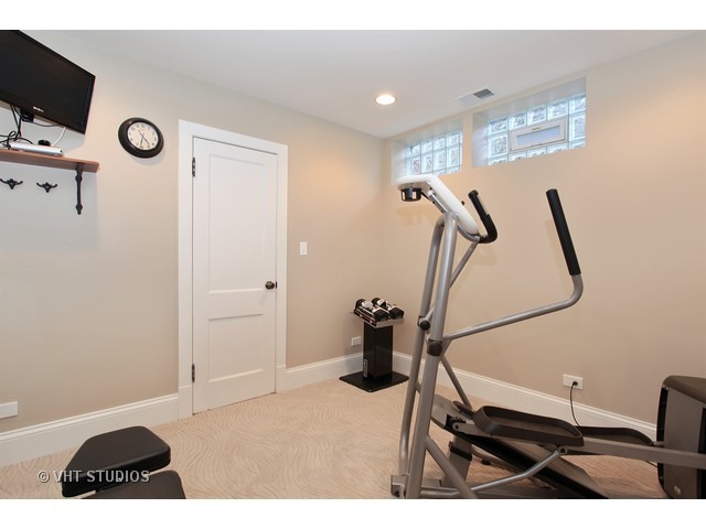 1036 Forest Ave, Wilmette, IL 60091 photo 20