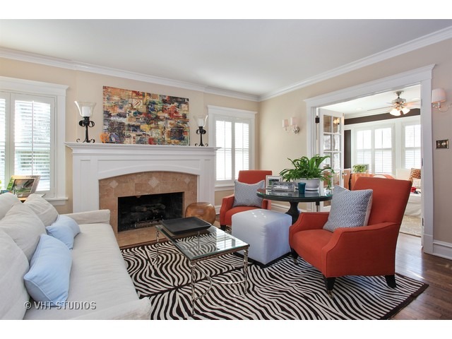 1036 Forest Ave, Wilmette, IL 60091 photo 4