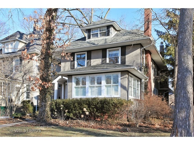 1036 Forest Ave, Wilmette, IL 60091 photo 1