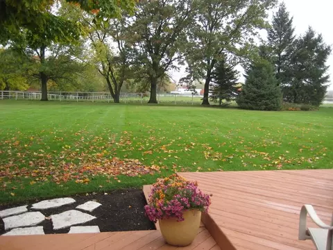 9 N780 Apache Run, Elgin, IL 60124 photo 3