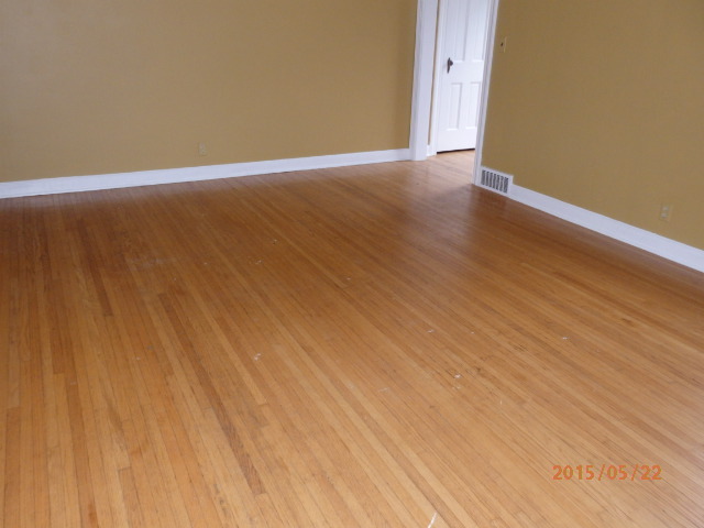 26 S Commonwealth Ave, Elgin, IL 60123 photo 4