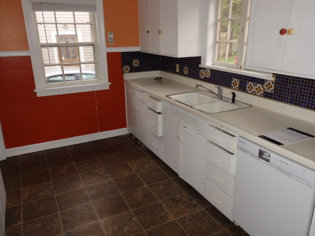 26 S Commonwealth Ave, Elgin, IL 60123 photo 7