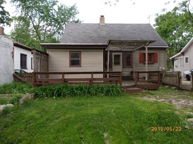 26 S Commonwealth Ave, Elgin, IL 60123 photo 2