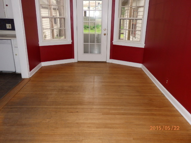 26 S Commonwealth Ave, Elgin, IL 60123 photo 5