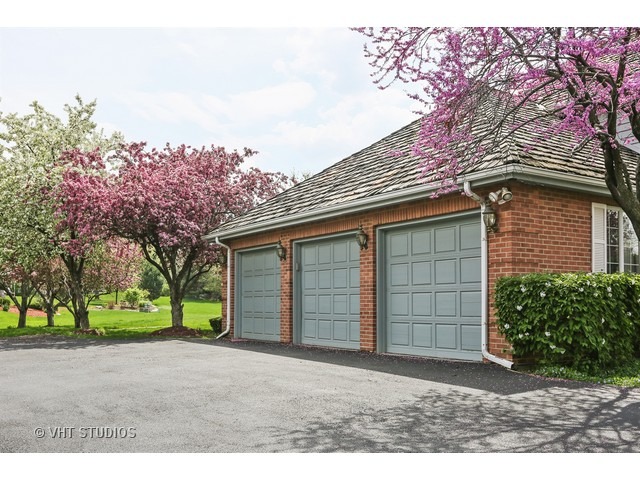309 Trinity Ln, Oak Brook, IL 60523 photo 20