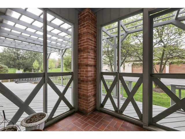 309 Trinity Ln, Oak Brook, IL 60523 photo 21