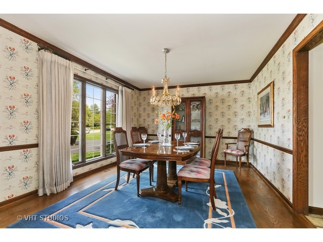 309 Trinity Ln, Oak Brook, IL 60523 photo 7