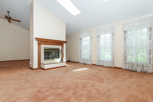 425 Ginger Ln, Elgin, IL 60120 photo 4