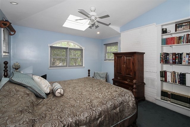 546 Rose Ave, Des Plaines, IL 60016 photo 11