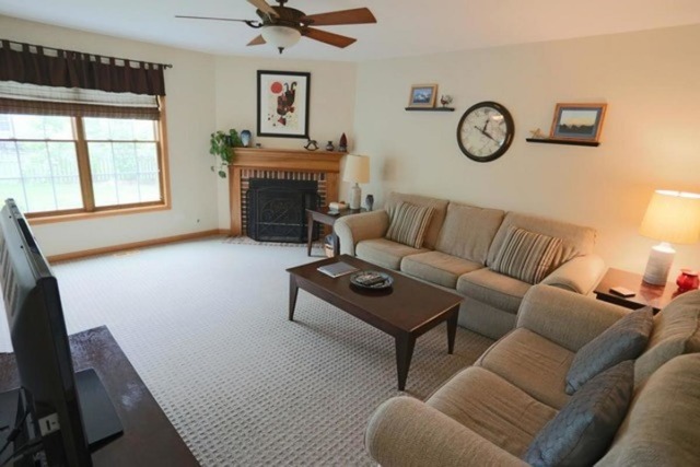 3175 Compton Rd, Aurora, IL 60504 photo 10