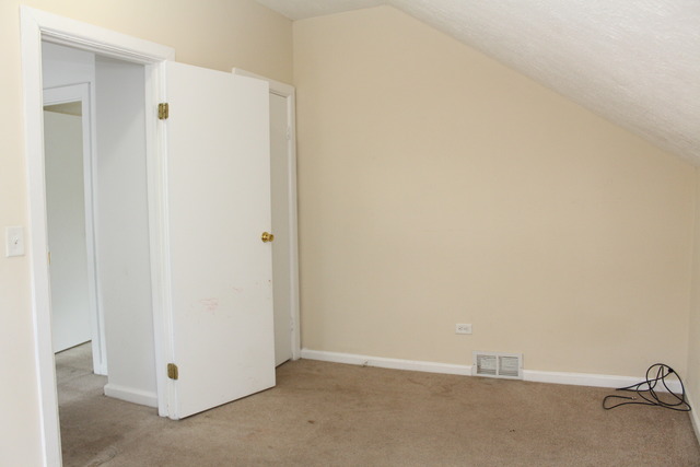 632 Sherman Ave, Elgin, IL 60120 photo 14